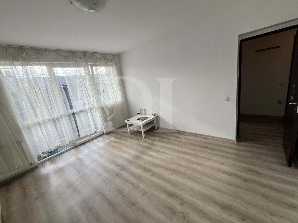 Apartament decomandat / etaj intermediar / Zona Florilor - Poză 3