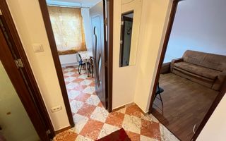 1 camera decomandat etaj 3 zona Buziasului - Poză 2