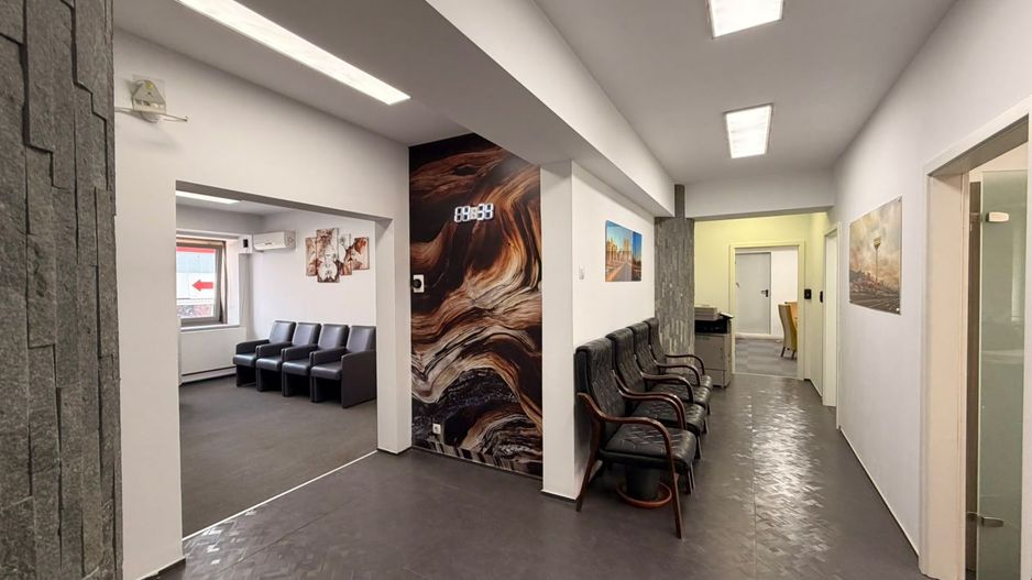 Spatiu comercial / birouri  - 230 mp |  Parcare privata - Poză 4