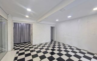 Spatiu comercial | Trafic intens | Cetate | Pozitie ultracentrala - Poză 1