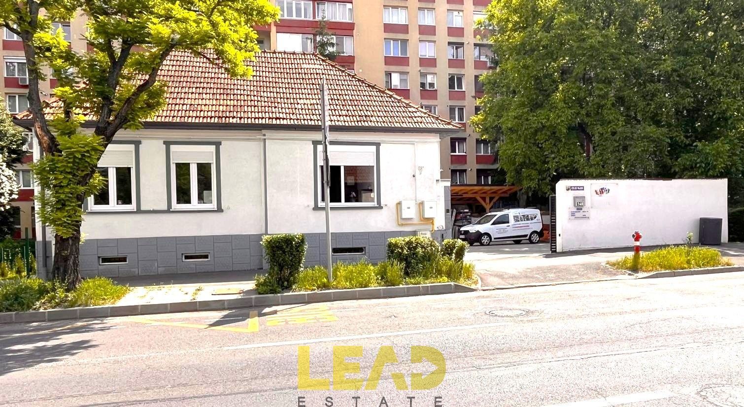 Casa renovata complet! 210 mp utili pe teren de 548 mp! - Poză 1