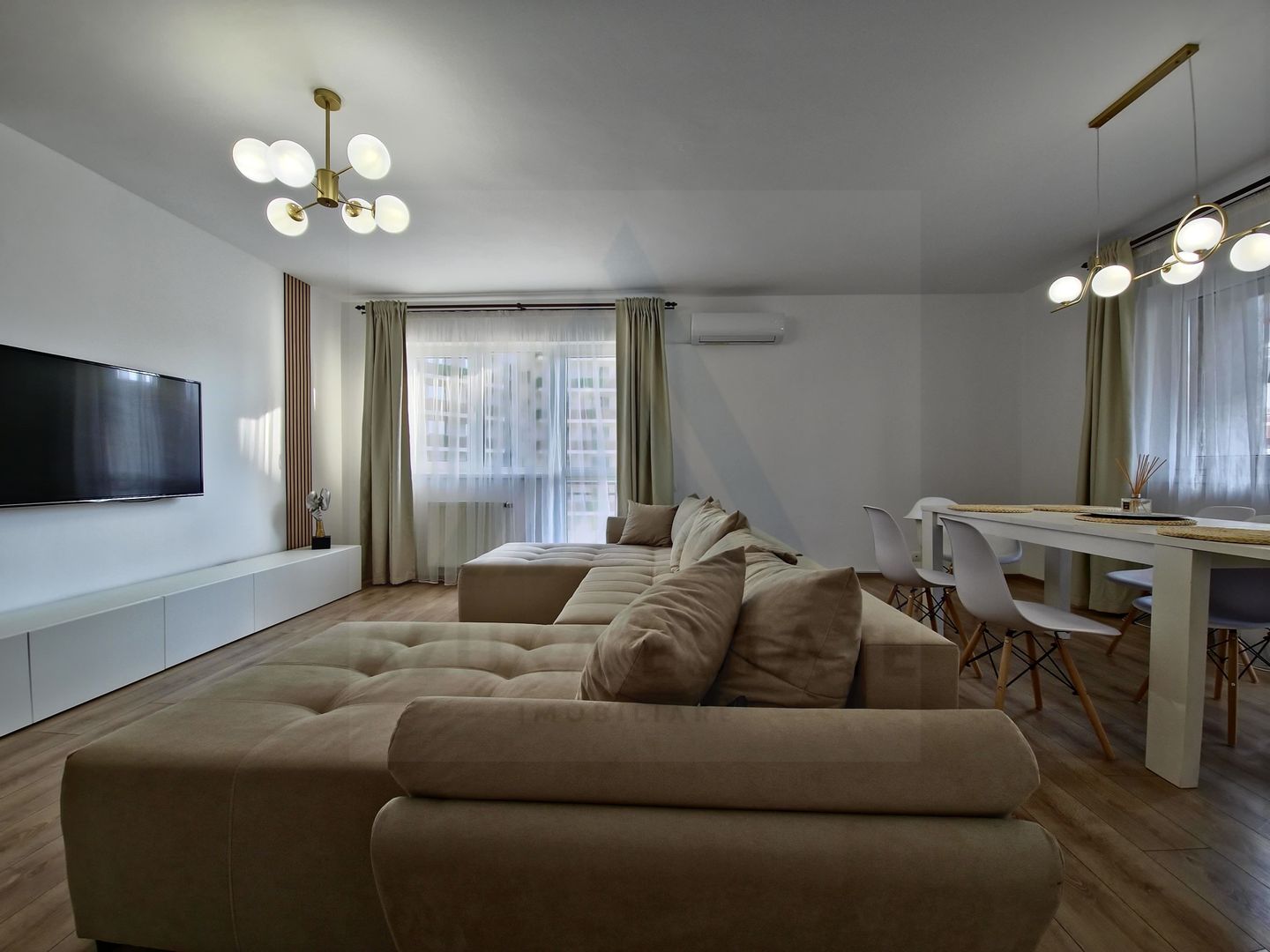 Apartament premium 3 camere 93 mp utili 3 terase etaj 2 zona Hipodrom - Poză 3