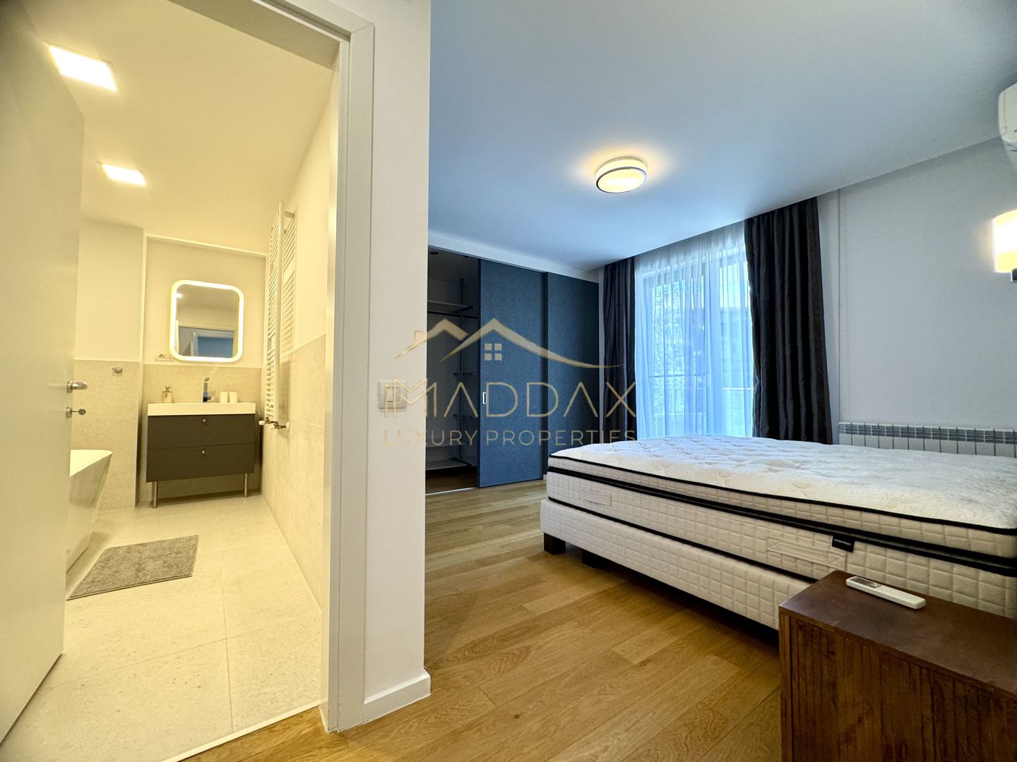 Apartament cu 4 camere *200mp* + 1 Parcare // Herastrau - Lake View - Poză 20