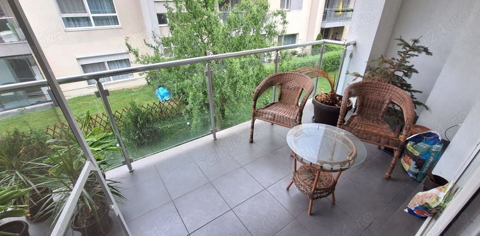 Vand apartament cu 4 camere - Poză 5