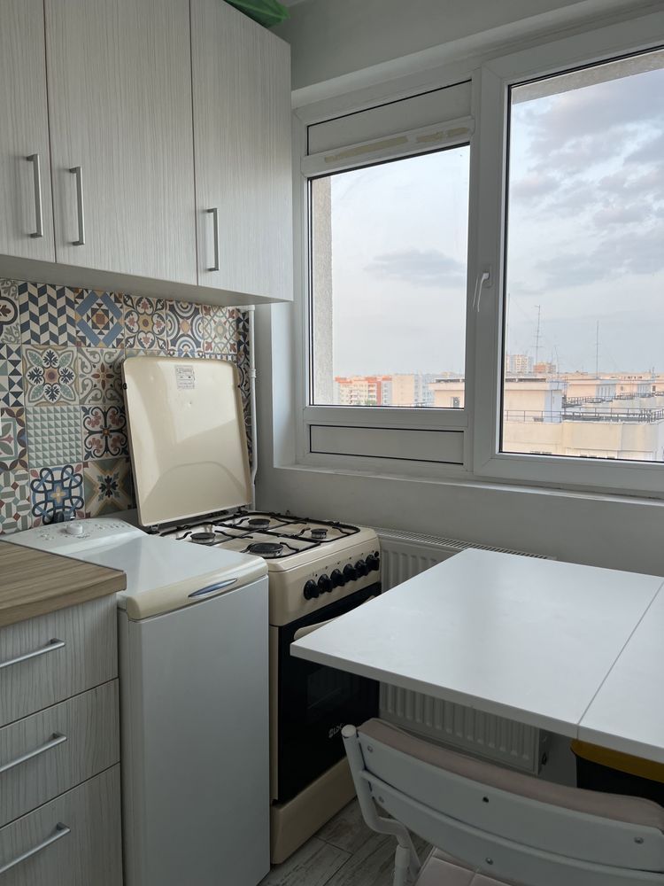 Garsoniera Dristor langa statia de metrou - Poză 4