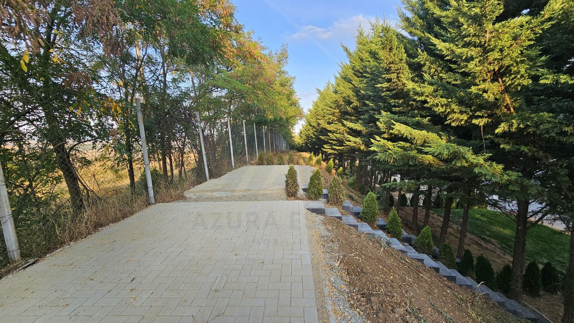 Apartament modern 49.7 mp utili 2 camere si curte 50 mp in Da Vinci - Poză 10