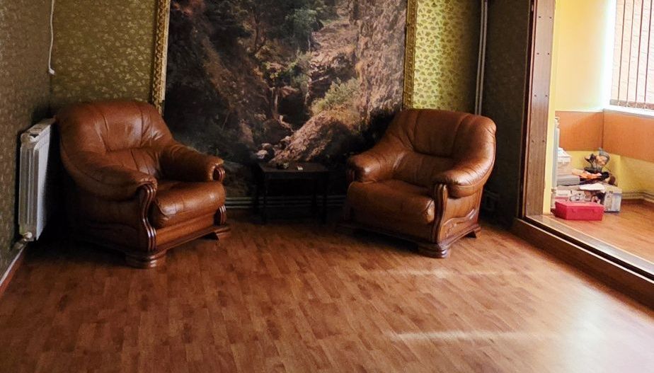 Apartament 3 camere de vanzare Drumul Taberei - Poză 4