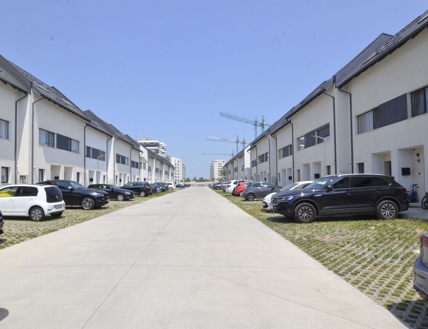 Inchiriem casa insiruita 5 camere partial mobilata - Poză 30