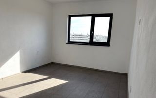 CASA NOUA ,PARTER,PIELESTI - Poză 3