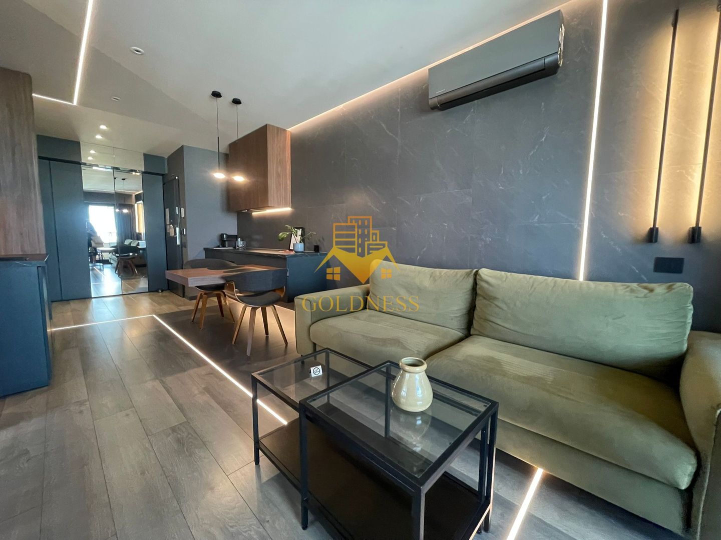 Apartament ULTRAFINISAT in cel mai inalt bloc de locuinte din Romania! - Poză 3