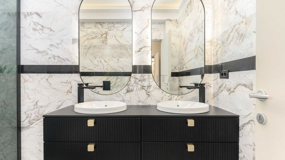 Avangarde By The Lake - Poză 20