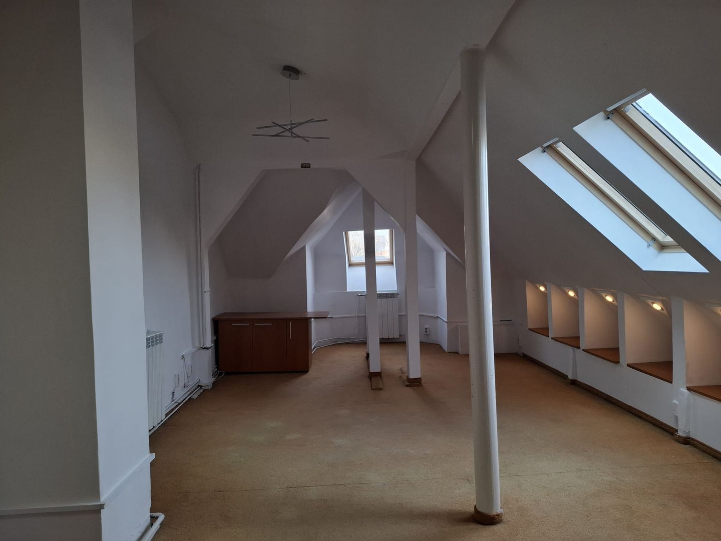 URGENT!, libera, rezidential/birou/comercial, 2 intrari, NEGOCIABIL - Poză 9