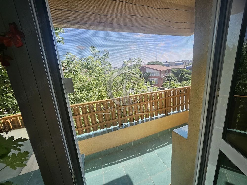 Apartament cu 3 camere zona Centru/Bazar ~ etaj 3 ~ cu imbunatatiri - Poză 4