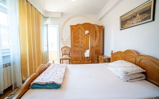 Apartament spațios cu 3 camere, 2 băi și 3 balcoane – zona FAR, bloc 2003 - Poză 6