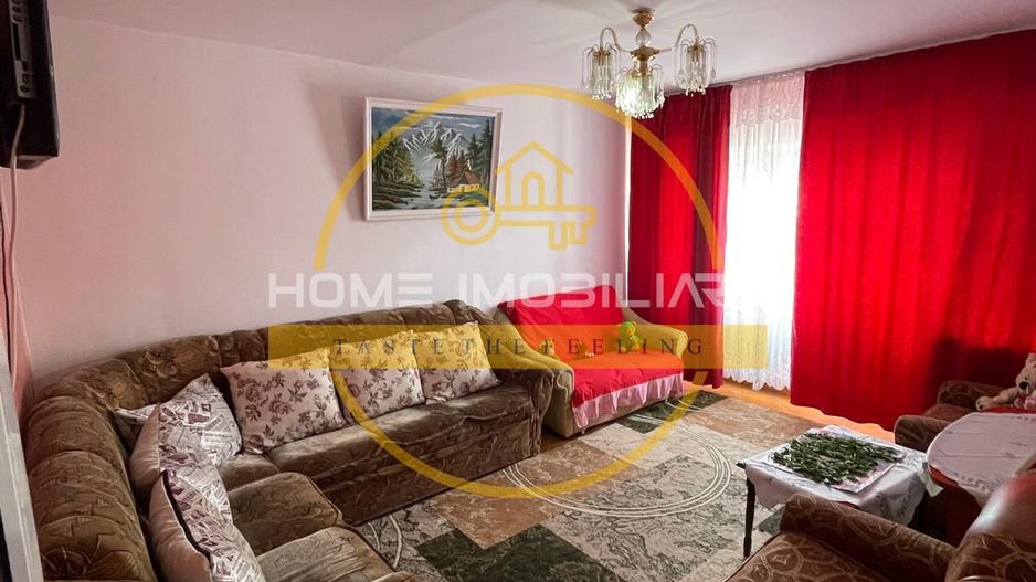 Nicolina 2 Prima Statie  Apartamet 3 Camere Decomandat Bloc Cadre 1985 - Poză 1