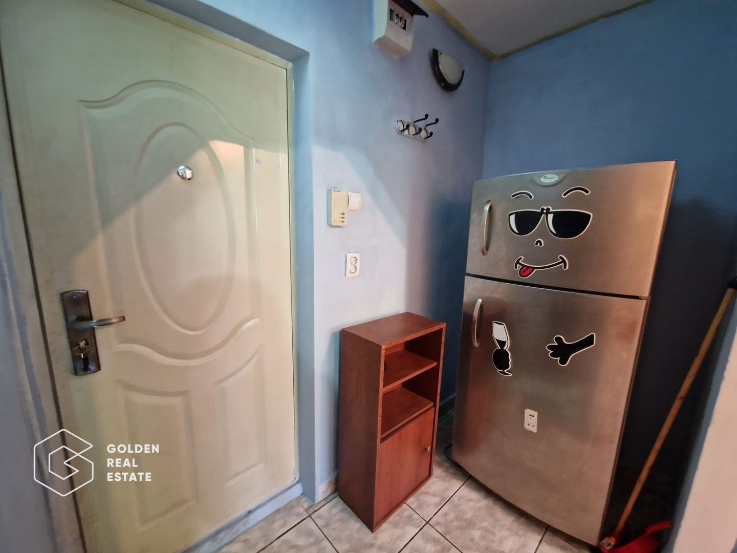 Apartament o camera, decomandat, etaj 2, zona UTA - Poză 5