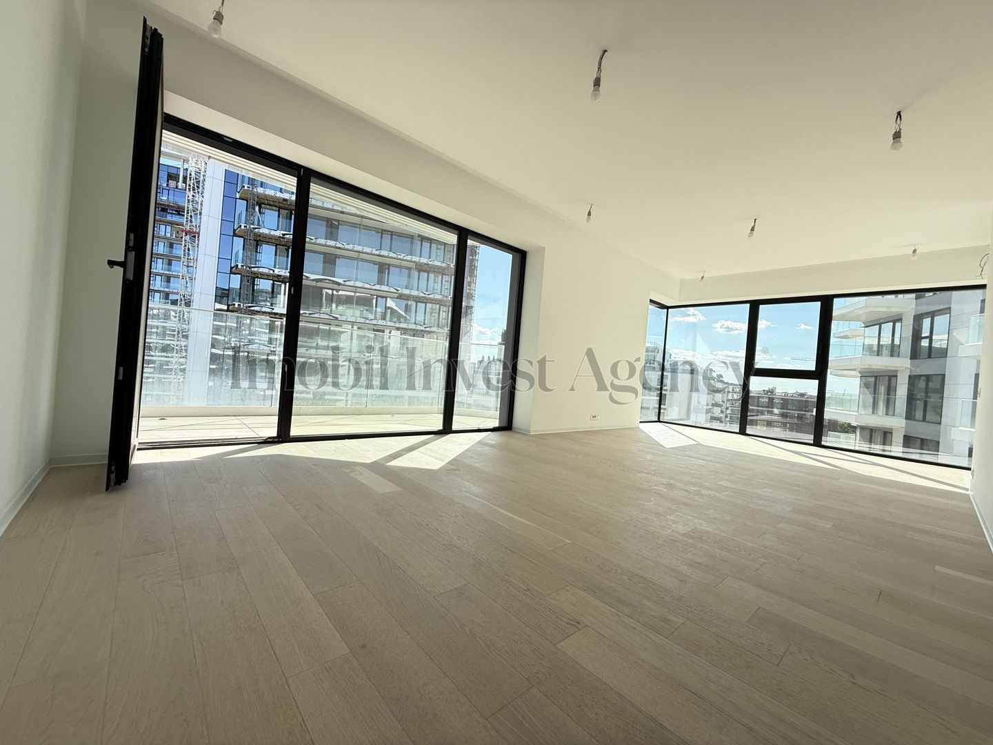 Apartament 4 camere de vanzare One Lake Club - Poză 4