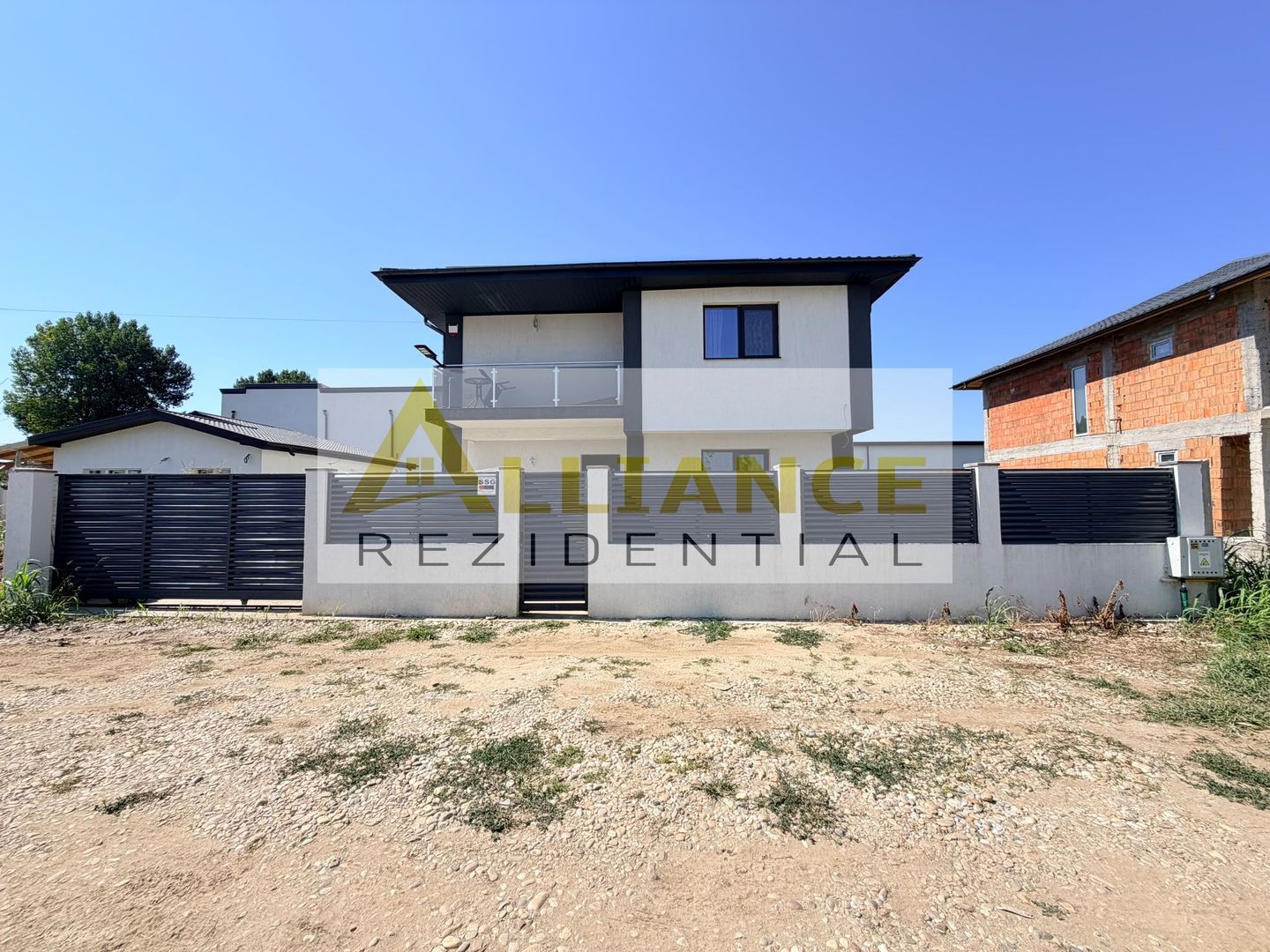 🏡 Casa P+1 de vanzare 4 dormitoare 3 bai Bucatarie închisa - Poză 6
