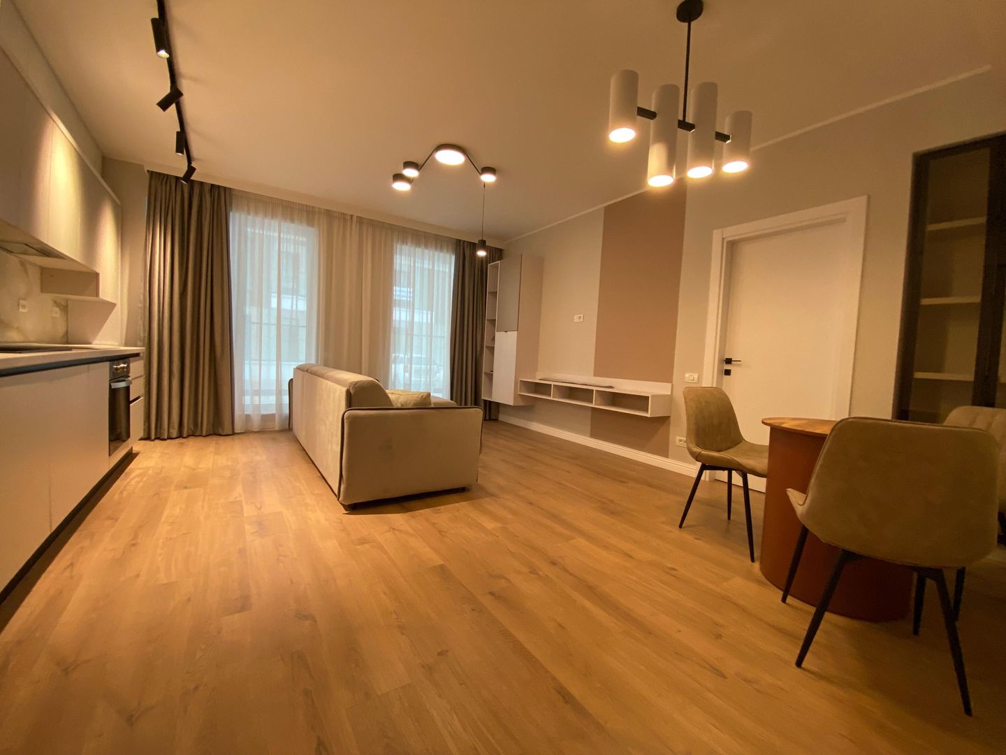 2 camere Pipera  Loc de parcare inclus - Poză 2