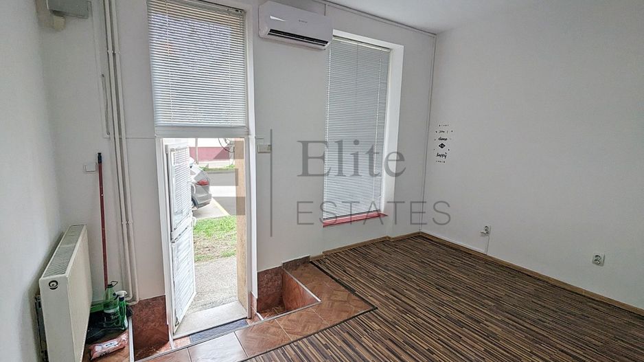 Spatiu comercial de inchiriat central - Poză 2