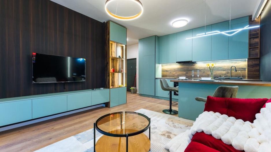 Apartament 2 camere, etaj intermediar, balcon, garaj, Eroilor - Poză 2