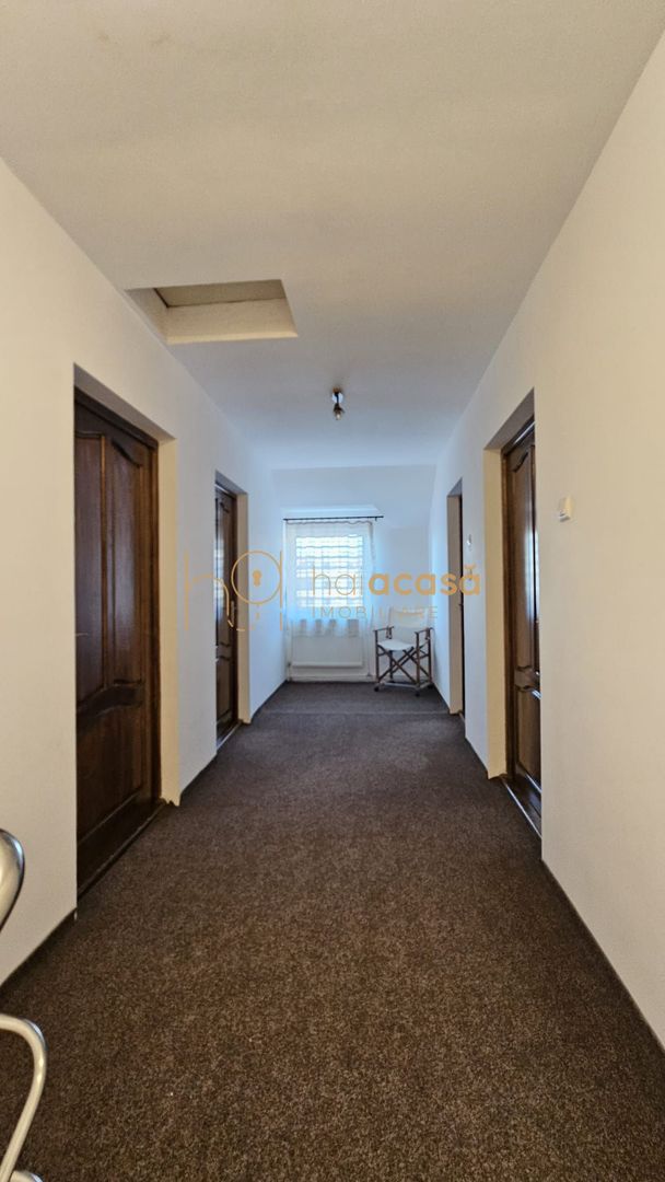 Casă / Vilă cu 8 camere de vânzare în Manastur, Cluj-Napoca - Poză 11