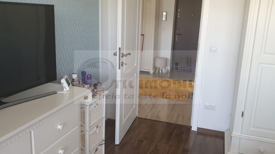Apartament 3 camere decomandat in zona Rediu- vis-a-vis de Lac Rediu - Poză 6