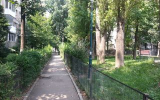 Apartament 4 Camere , et.3/4, Berceni-Racovita - Poză 12