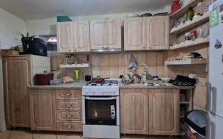 Casa de vanzare cu 2000mp de teren in Ciugud - Poză 5