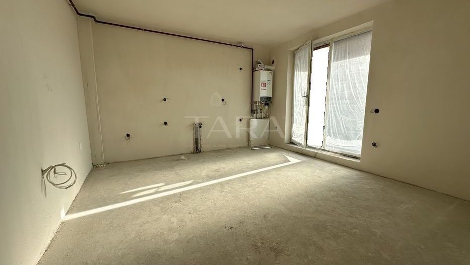 Apartament  cu 2 camere, imobil nou, zona in dezvoltare. - Poză 1