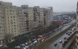 Crângași – Inchiriere apartament 3 camere decomandat, vedere la șosea - Poză 8