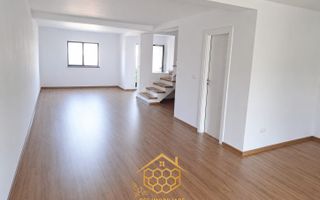Casa P+1 + Pod in coltisorul tau de natura - Leamna de Jos - Poză 3