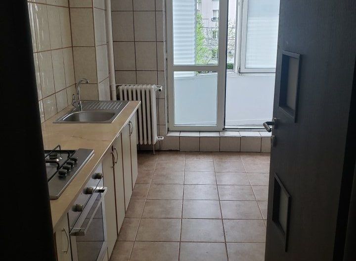 Inchiriez Apartament 2 camere - Poză 6