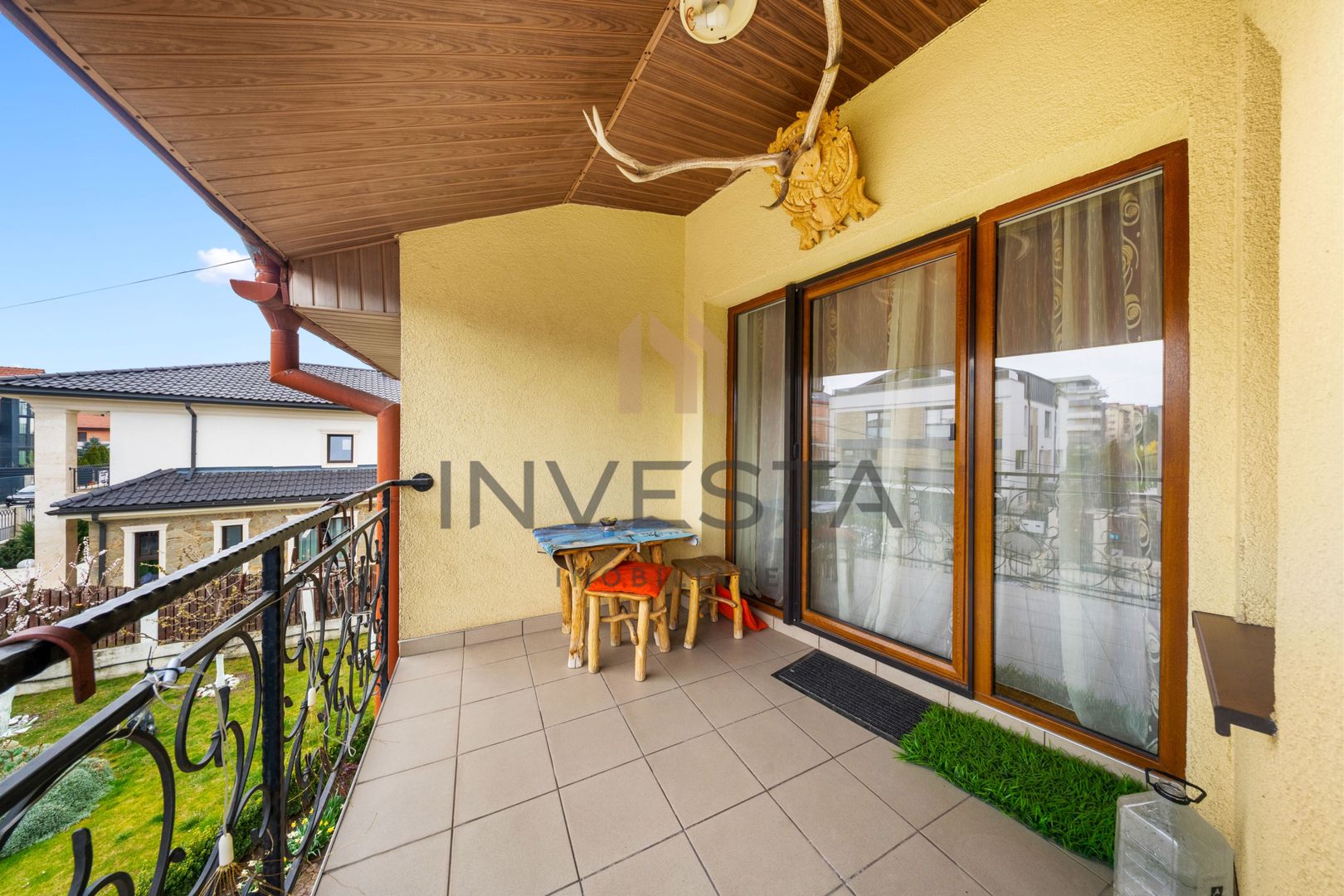 Casa individuala cu 7 camere, 260 mp, teren 900 mp, front 19m, Europa - Poză 11