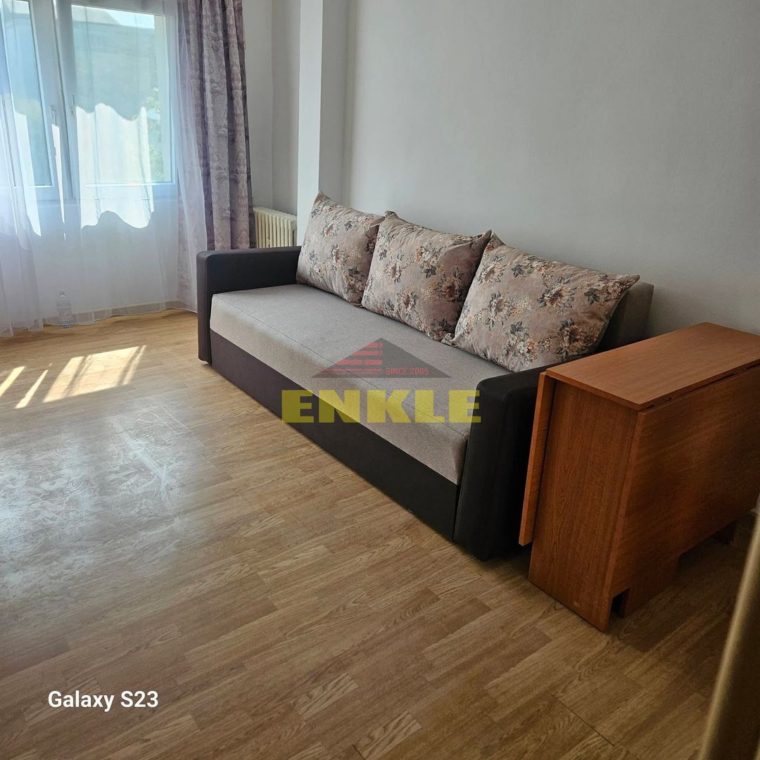 De închiriat garsonieră – zona Liceului Economic - Poză 2