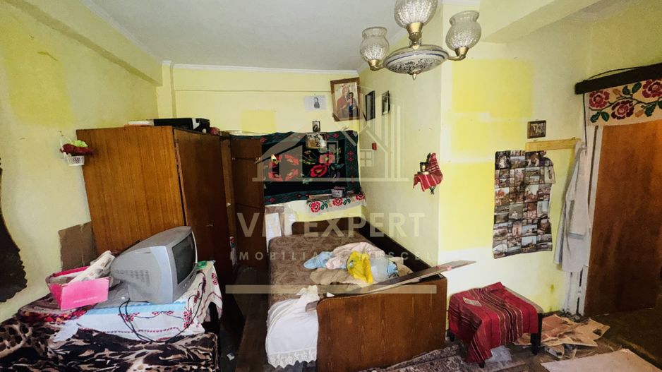 GARSONIERĂ DECOMANDATĂ CONFORT 1 ETAJ 1 CAMPULUNG VIȘOI - Poză 2