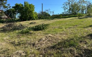 Teren intravilan Tiganasi, 1000 mp, deschidere 28 m la drum - Poză 1