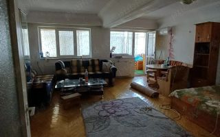 Apartament 4 camere, zona ultra centrală, in spate la Tribunalul nou - Poză 1
