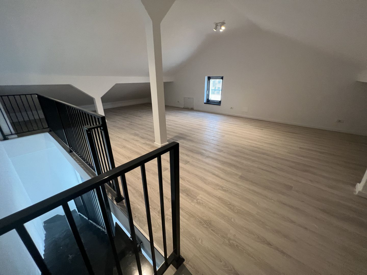 CASA DE INCHIRIAT - Poză 15