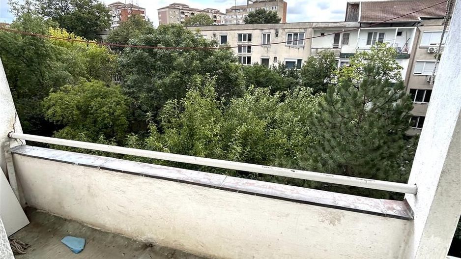 Apartament cu 2 camere semidecomandat zona Rogerius - Poză 6