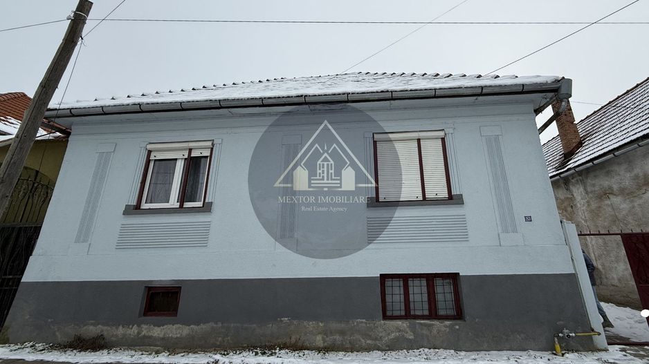Casa de 3 camere,  Axente Sever - Poză 2