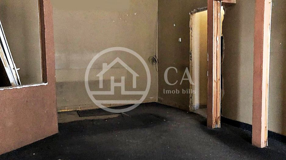 Spatiu comercial de inchiriat cu 3 camere in zona Centrala, Oradea - Poză 1