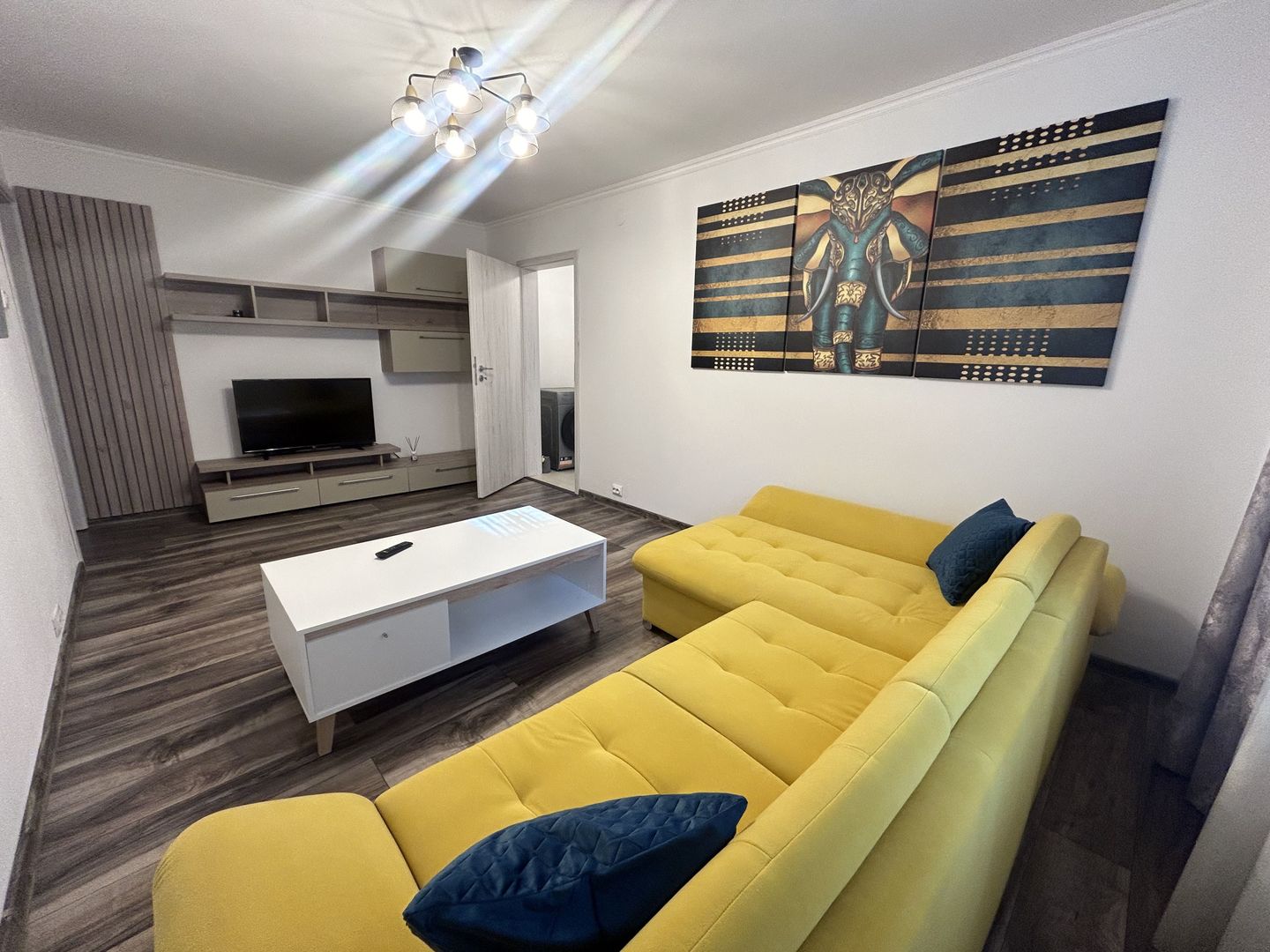 Apartament 4 Camere Dristor - Poză 1