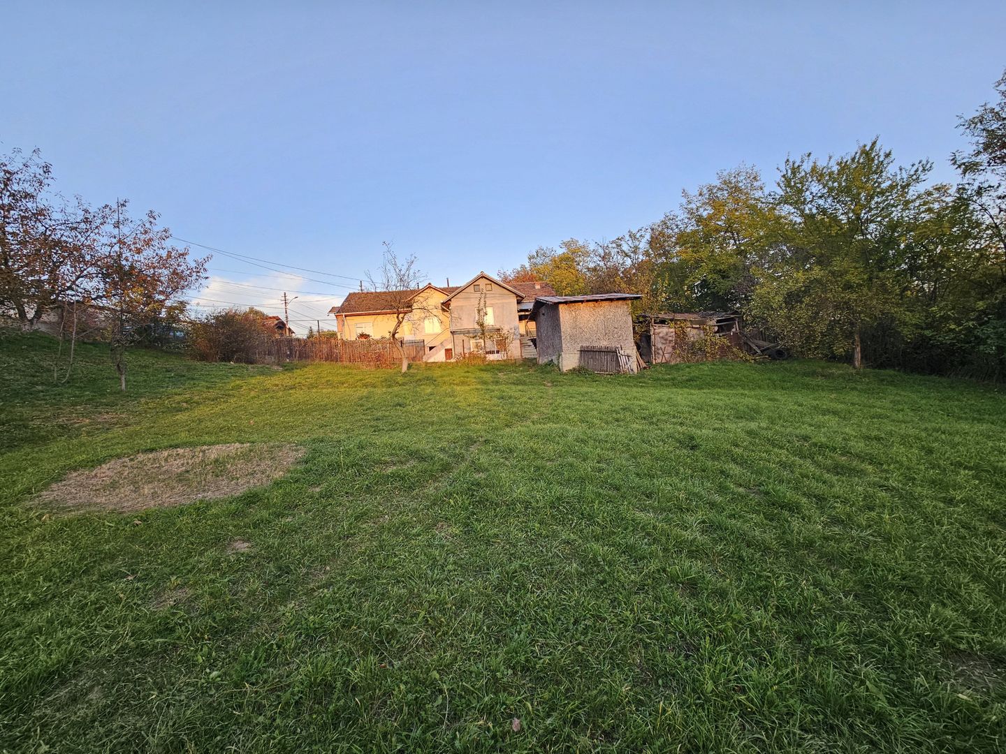 Casa 127mp mobilata/utilata+ anexa+garaj+beci+teren intravilan 1233 mp - Poză 17