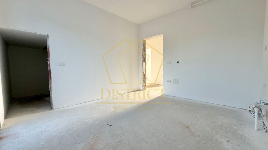 Duplex-uri cu 4 camere, 3 bai si perete coumn dublu in Chisoda, la asfalt. - Poză 5