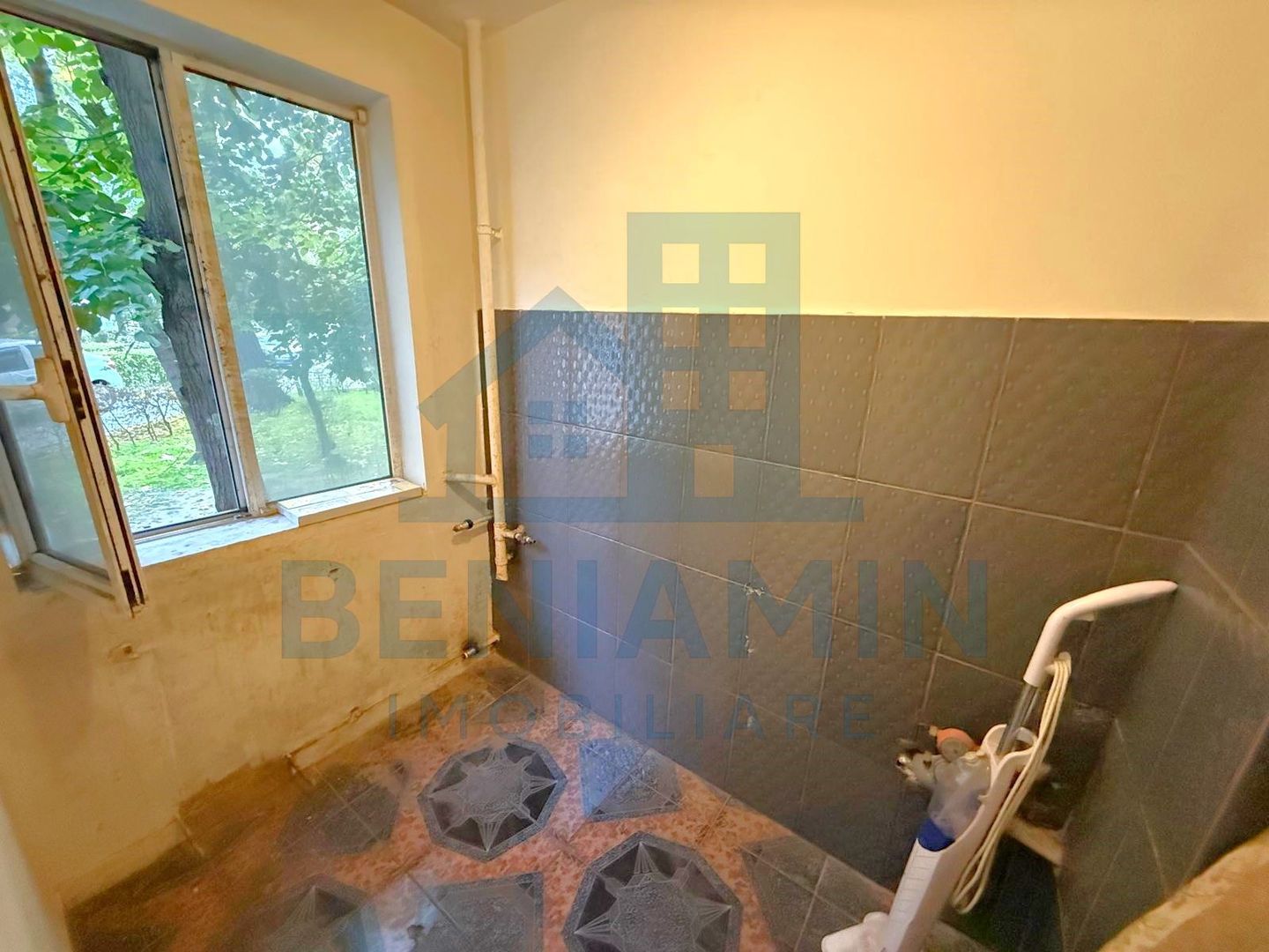 Garsoniera-Parter-Brazda-31mp-Pretabilitate spatiu comercial-Libera - Poză 4