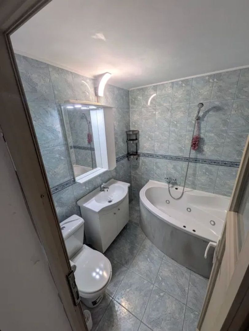 AP. 3 CAMERE - RAHOVA, CENTRALA, PARCARE INCLUSA, MASINA SPALAT VASE - Poză 8