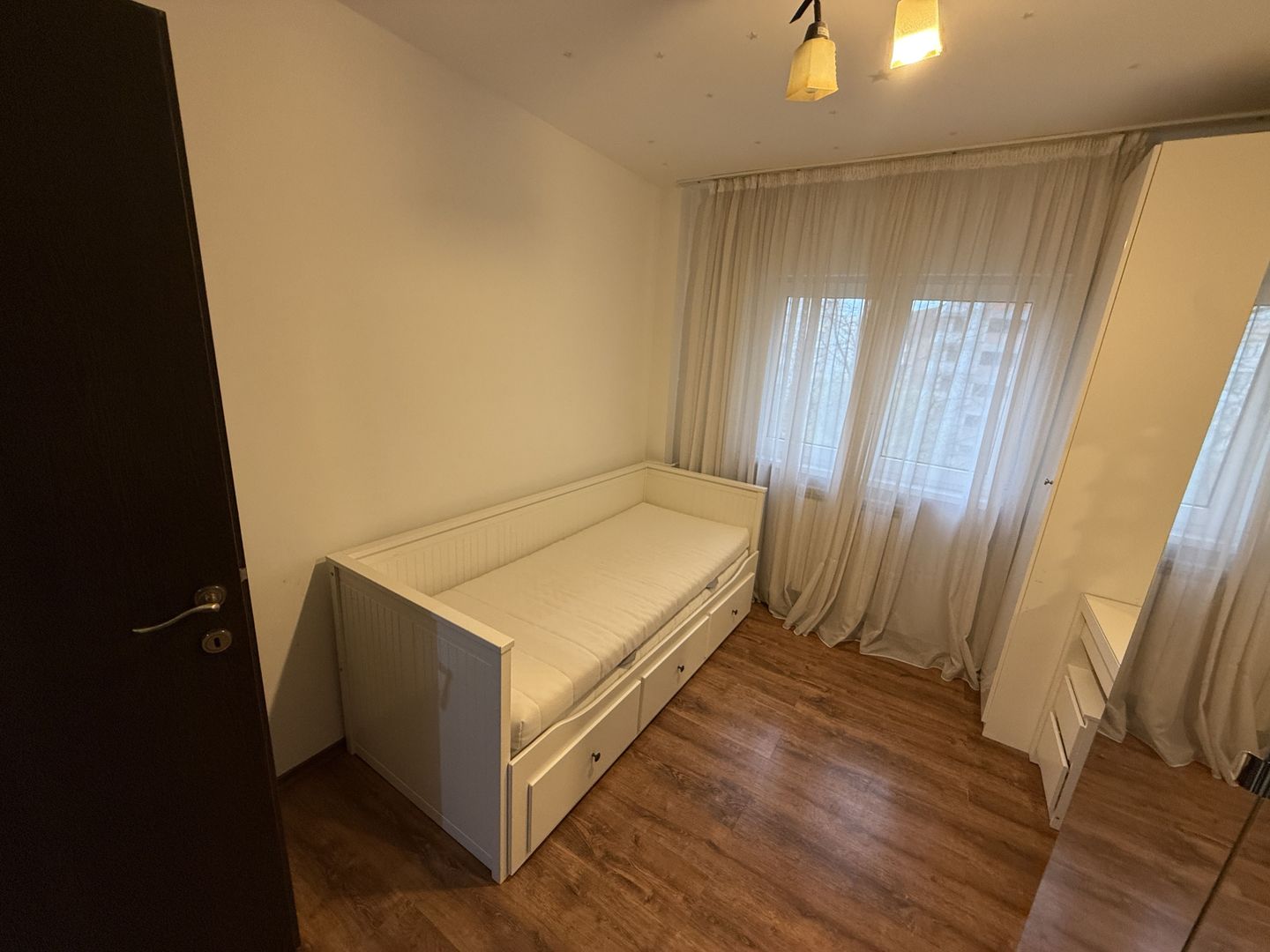 AP. 3 CAMERE- OBOR, PET-FRIENDLY, MOBILAT/UTILAT MODERN, CURAT - Poză 12
