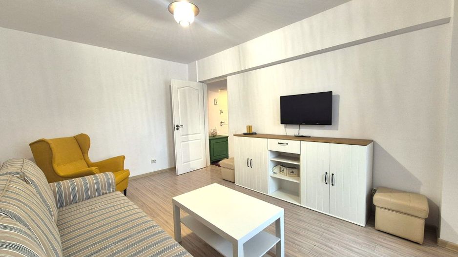 Exclusivitate - Zona Spitalul Judetean, apartament renovat complet - Poză 1