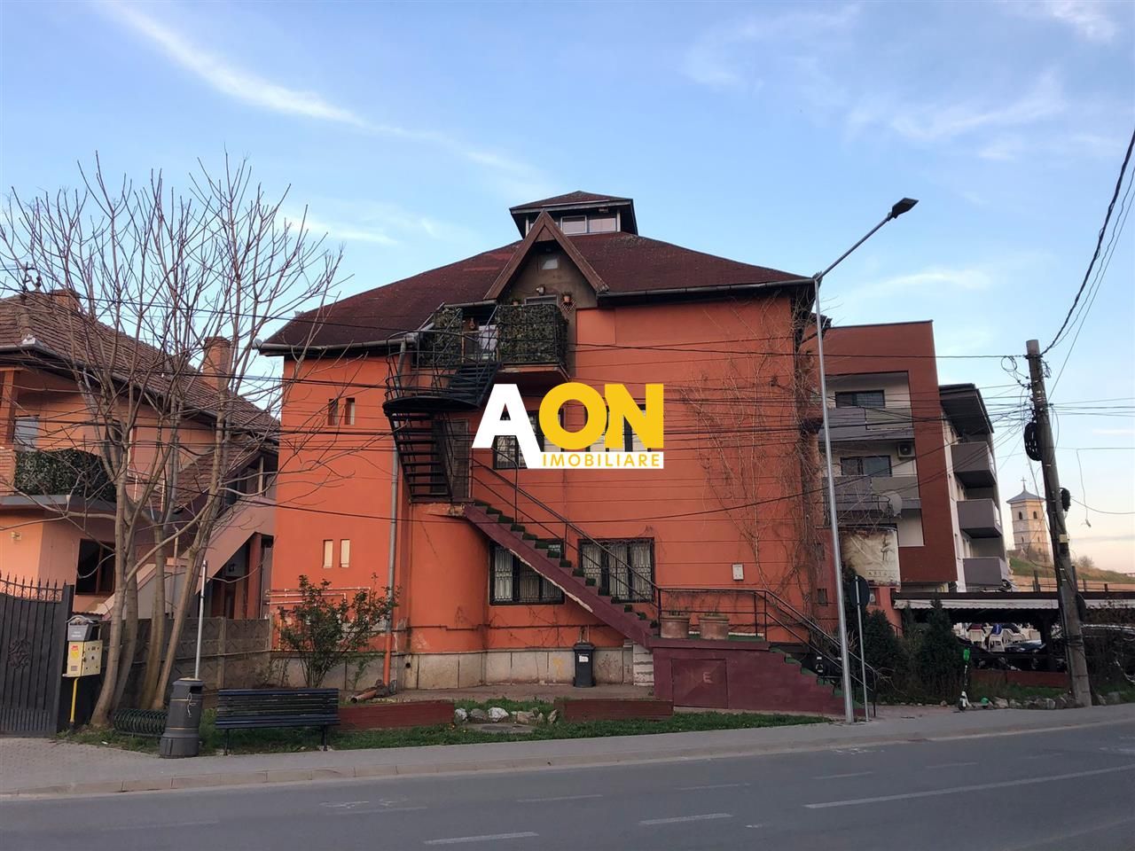 Casa de vanzare 522 mp utili Cetate - Poză 1